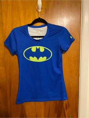 Under Armour Royal Blue Batman HeatGear Performance Shirt Super Hero Comic Fun